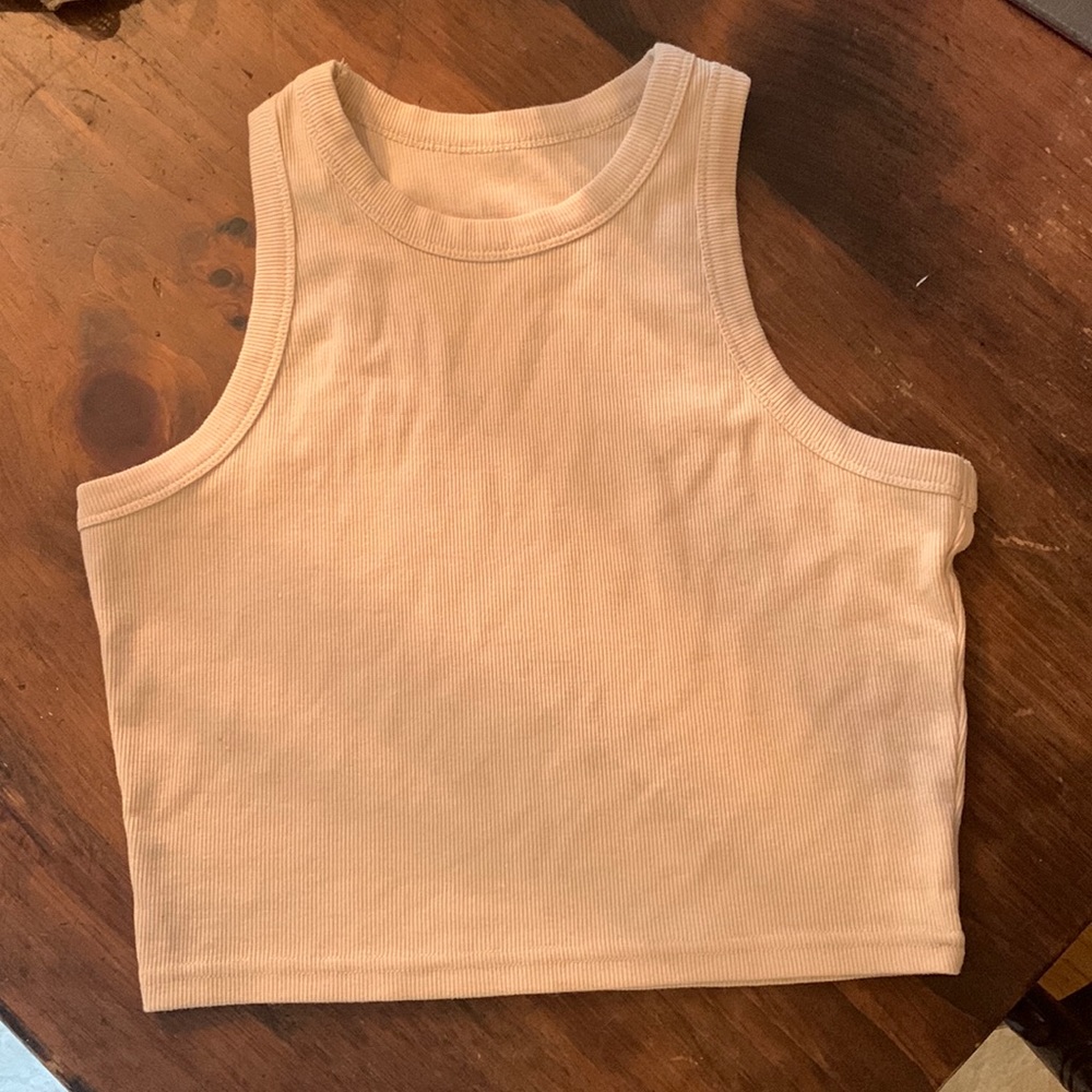 Cream/Beige fit crop tank